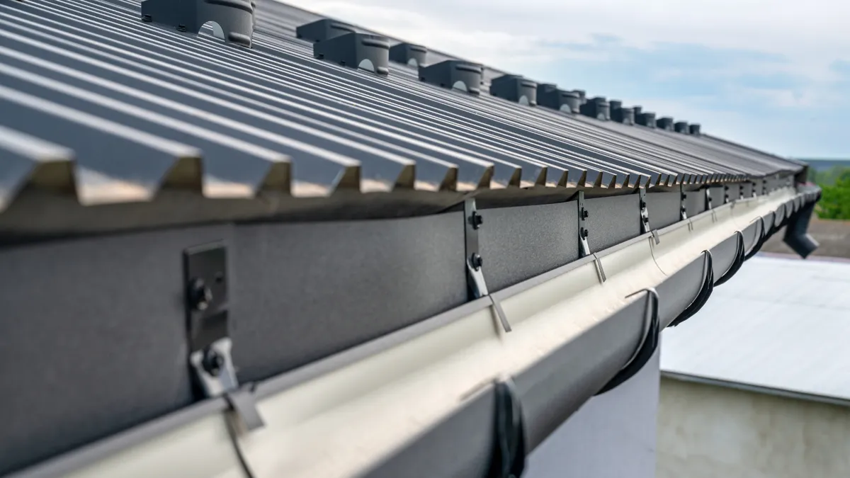 Commercial gutter system on Knox County building